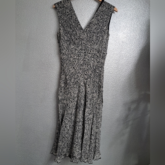 Jones New York 100% Silk Black Printed Midi Dress   Size 12 - Picture 3 of 4